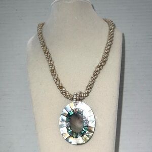 Swimmi Elegant Mother of Pearl Necklace